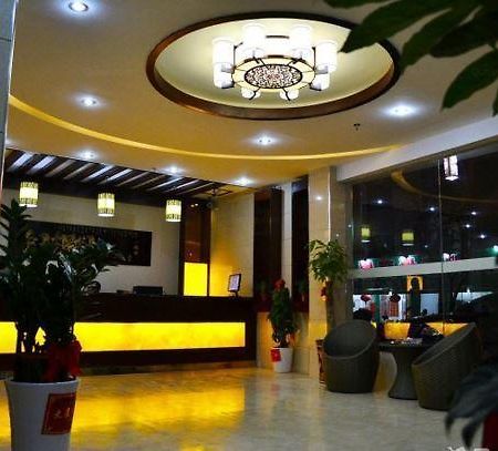 Guilin Jinxiu Xiaoxiang Business Hotel Lingchuan  Екстер'єр фото
